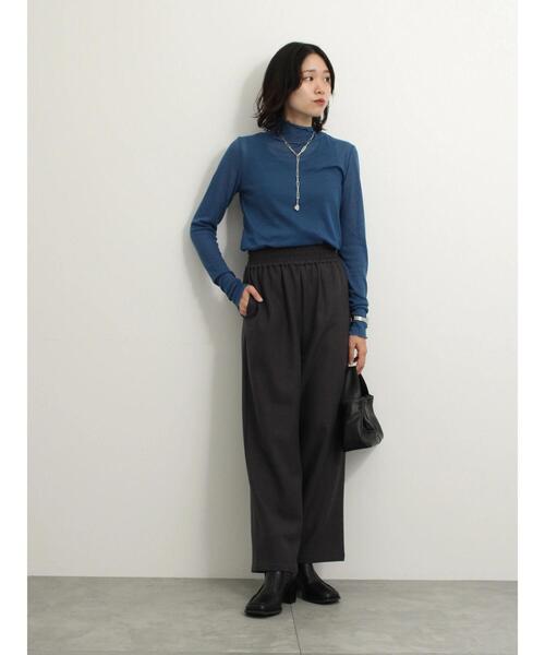 Samansa Mos2 blue（サマンサモスモスブルー）の「シアーリブハイネックロンT（Tシャツ/カットソー・レディース・ブラック/キナリ/キャメル/ブルー・F）」の11枚目の写真