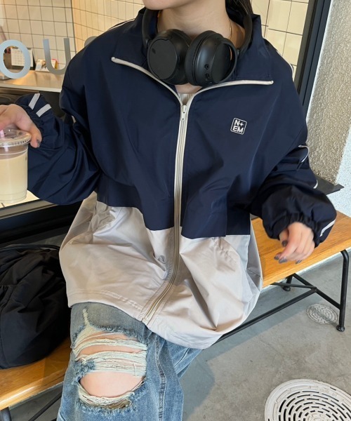 nemne store(ネンネストア)の「【低身長サイズあり】配色刺繍トラックジップブルゾン(ブルゾン・レディース・ネイビー/アイボリー/ピンク・SMALL/MEDIUM)」の12枚目の写真