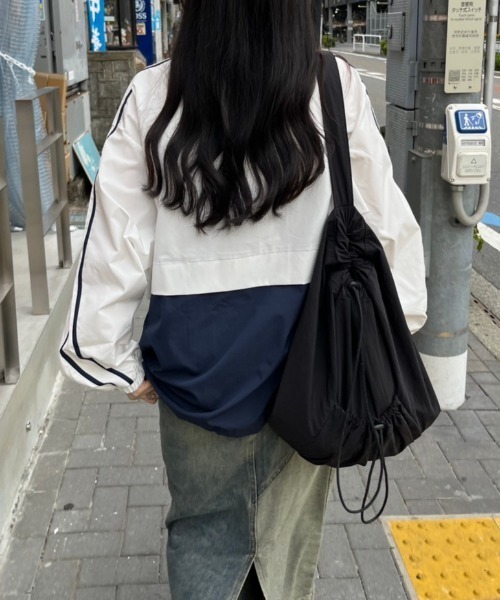 nemne store(ネンネストア)の「【低身長サイズあり】配色刺繍トラックジップブルゾン(ブルゾン・レディース・ネイビー/アイボリー/ピンク・SMALL/MEDIUM)」の8枚目の写真
