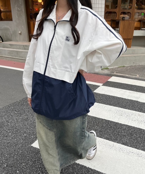 nemne store(ネンネストア)の「【低身長サイズあり】配色刺繍トラックジップブルゾン(ブルゾン・レディース・ネイビー/アイボリー/ピンク・SMALL/MEDIUM)」の6枚目の写真