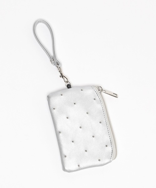 Me%（ミィパーセント）の「ドットスタッズリールパスケース　984246（パスケース・レディース・グレー/アイボリー/ブラック・FREE）」の12枚目の写真