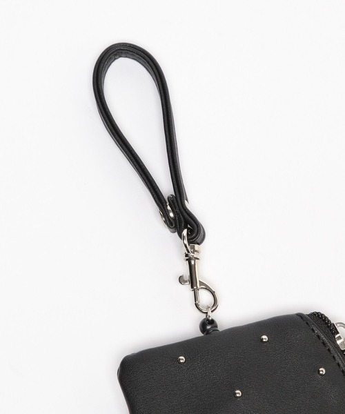 Me%（ミィパーセント）の「ドットスタッズリールパスケース　984246（パスケース・レディース・グレー/アイボリー/ブラック・FREE）」の19枚目の写真