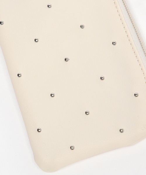 Me%（ミィパーセント）の「ドットスタッズリールパスケース　984246（パスケース・レディース・グレー/アイボリー/ブラック・FREE）」の21枚目の写真