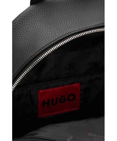 HUGO ロゴパッチ バックパック グレイン フェイクレザー HUGO（ヒューゴ）の「HUGOロゴパッチ グレイン バックパック