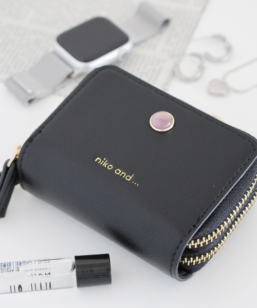 niko and...（ニコアンド）の「オリジナル天然石マルチケース（ポーチ・レディース・ブラック/ブラウン/ピンク/ホワイト・0）」の3枚目の写真