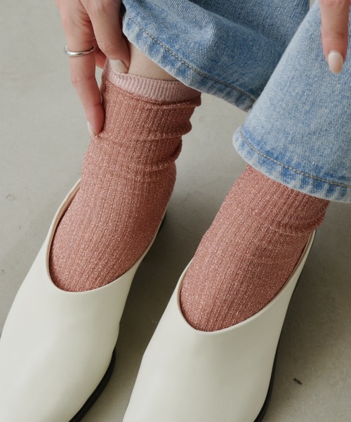 Aunt Marie's（アントマリーズ）の「シアーラメカラーリブソックス（ソックス/靴下・レディース・ブラック/シルバー/ピンク/ホワイト/ゴールド・FREE）」の16枚目の写真