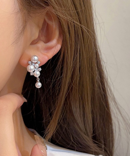 Lace Ladies(レースレディース)の「パール × ビジュー ビッグモチーフ ピアス イヤリング(ピアス(両耳用)・レディース・シルバー系1/シルバー系2・FREE)」の13枚目の写真