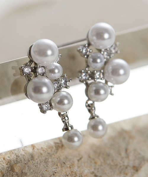 Lace Ladies(レースレディース)の「パール × ビジュー ビッグモチーフ ピアス イヤリング(ピアス(両耳用)・レディース・シルバー系1/シルバー系2・FREE)」の11枚目の写真