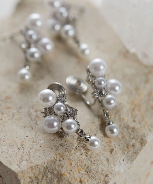 Lace Ladies(レースレディース)の「パール × ビジュー ビッグモチーフ ピアス イヤリング(ピアス(両耳用)・レディース・シルバー系1/シルバー系2・FREE)」の9枚目の写真