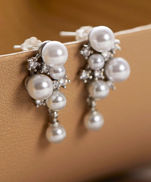 Lace Ladies(レースレディース)の「パール × ビジュー ビッグモチーフ ピアス イヤリング(ピアス(両耳用)・レディース・シルバー系1/シルバー系2・FREE)」の7枚目の写真