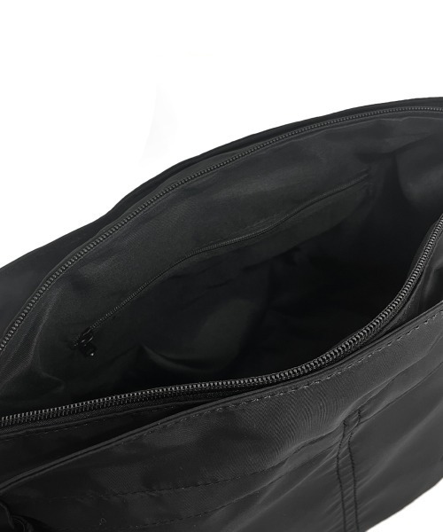 Miniministore（ミニミニストア）の「ショルダーバッグ 大容量 ナイロン 黒（ショルダーバッグ・レディース・ブラック・フリー）」の7枚目の写真