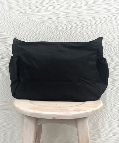 Miniministore（ミニミニストア）の「ショルダーバッグ 大容量 ナイロン 黒（ショルダーバッグ・レディース・ブラック・フリー）」の4枚目の写真