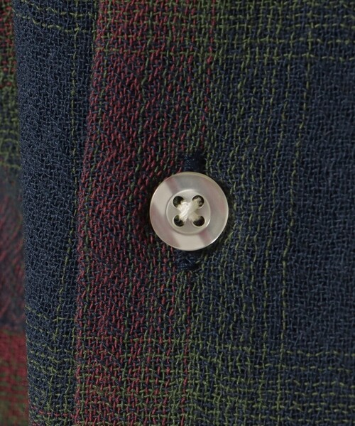 BEAMS HEART（ビームスハート）の「シアー オンブレーチェック シャツ（シャツ/ブラウス・メンズ・ネイビー/ブラック・LARGE/MEDIUM/SMALL）」の21枚目の写真