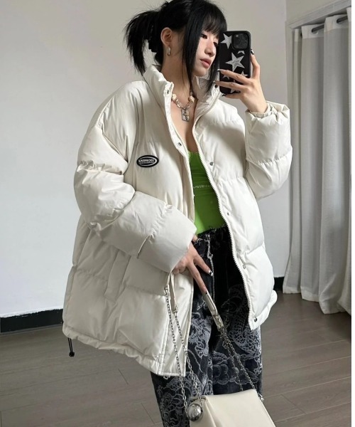 VIBGYOR(ヴィブジョー)の「【バーレスク】チャイナドラゴンデニムパンツ(BQ)(デニムパンツ・レディース・ブラック・MEDIUM/LARGE)」の2枚目の写真