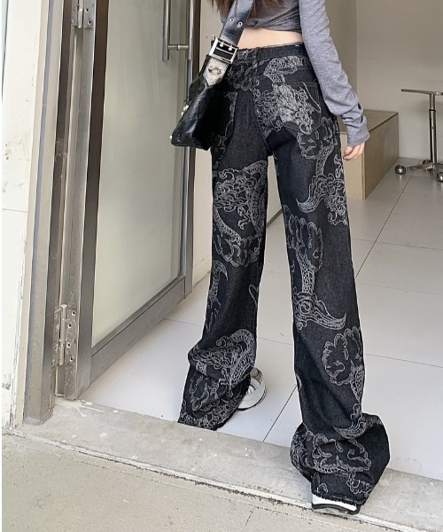 VIBGYOR(ヴィブジョー)の「【バーレスク】チャイナドラゴンデニムパンツ(BQ)(デニムパンツ・レディース・ブラック・MEDIUM/LARGE)」の3枚目の写真