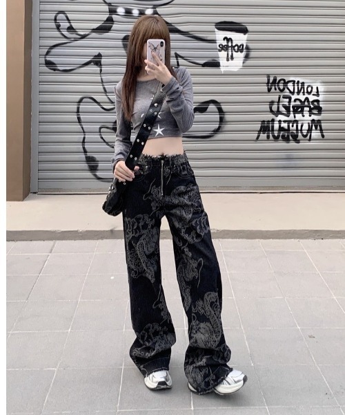 VIBGYOR(ヴィブジョー)の「【バーレスク】チャイナドラゴンデニムパンツ(BQ)(デニムパンツ・レディース・ブラック・MEDIUM/LARGE)」の5枚目の写真