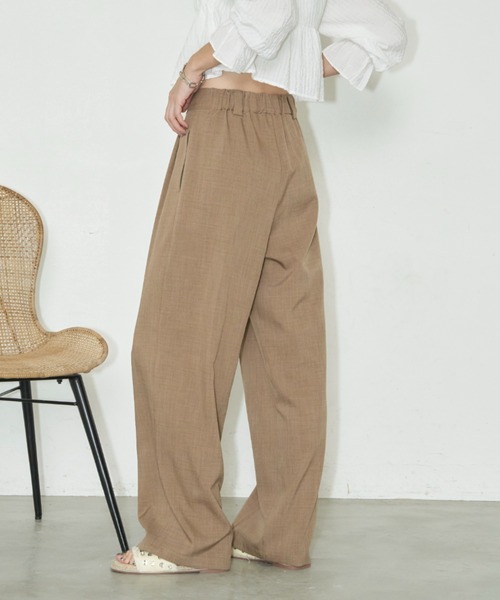 Auntie Rosa Holiday（アンティローザホリデー）の「ツータックワイドスラックス / サイズ展開あり（スラックス・レディース・ベージュ/ブラック/グレー/イエロー・LARGE/SMALL/MEDIUM）」の7枚目の写真