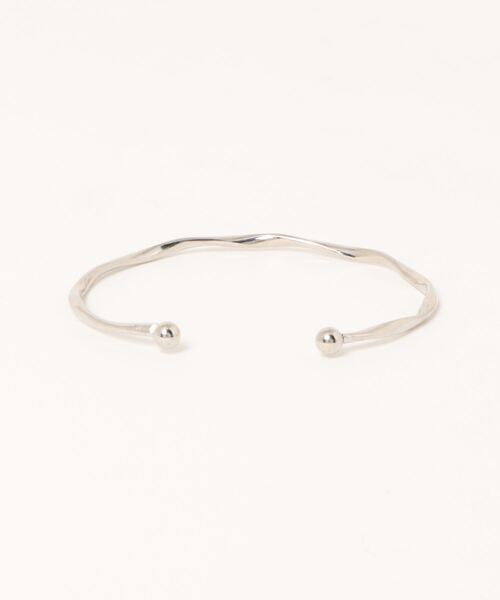 TONE SELECT GOODS（トーンセレクトグッズ）の「【float】シンプル メタル ツイスト バングル（バングル/リストバンド・レディース・シルバー/ゴールド・FREE）」の5枚目の写真