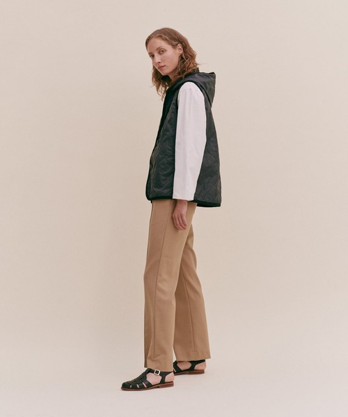 LAVENHAM(ラベンハム)の「Unwadded Barton Womens / アンワディッド バートン ウィメンズ(ベスト・レディース・ネイビー/ブラック/ベージュ系その他2/オフホワイト/ダークブラック・8/12/16/10/14/6)」の7枚目の写真