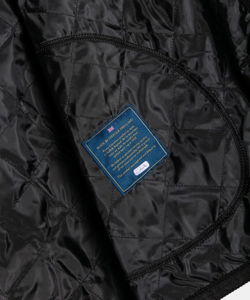 LAVENHAM(ラベンハム)の「Unwadded Barton Womens / アンワディッド バートン ウィメンズ(ベスト・レディース・ネイビー/ブラック/ベージュ系その他2/オフホワイト/ダークブラック・8/12/16/10/14/6)」の20枚目の写真