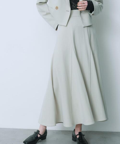 HEYUMM（ヘユム）の「ハイウエストセミフレアスカート（スカート・レディース・チャコールグレー/ベージュ/アイボリー・MEDIUM/SMALL）」の15枚目の写真