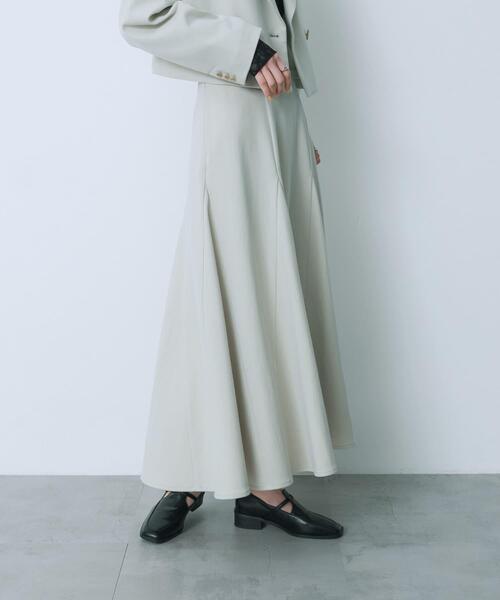 HEYUMM（ヘユム）の「ハイウエストセミフレアスカート（スカート・レディース・チャコールグレー/ベージュ/アイボリー・MEDIUM/SMALL）」の13枚目の写真