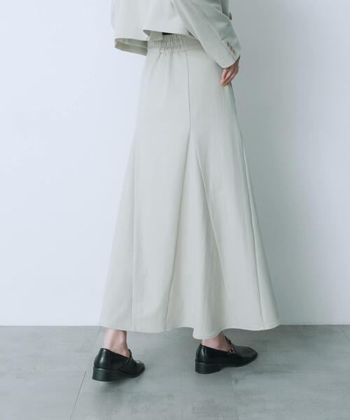 HEYUMM（ヘユム）の「ハイウエストセミフレアスカート（スカート・レディース・チャコールグレー/ベージュ/アイボリー・MEDIUM/SMALL）」の12枚目の写真