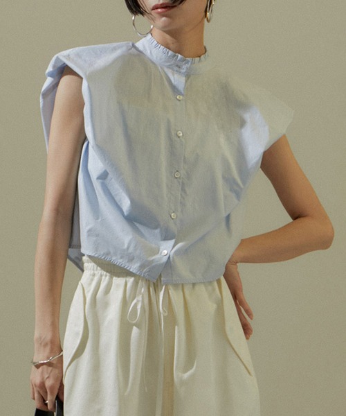 SALON adam et rope'(サロン アダム エ ロペ)の「【WEB限定】パフスリーブコンパクトブラウス/フリルカラー/24SS(シャツ/ブラウス・レディース・ホワイト/ブラック/サックスブルー・FREE)」の6枚目の写真