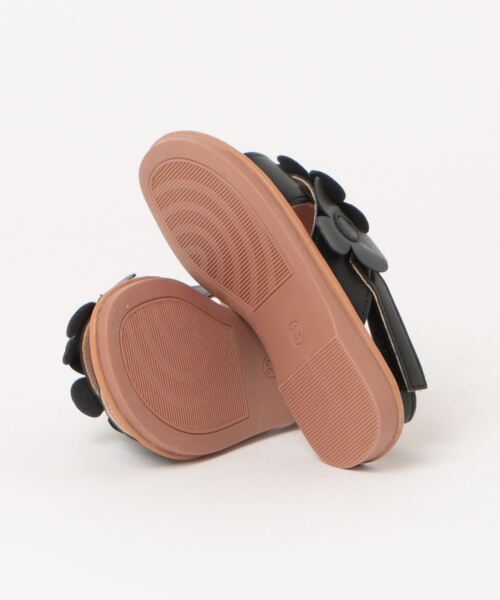 Lycee mine（リセマイン）の「カッティングフラワーサンダル（サンダル・キッズ・ピンク/アイボリー/ブラック・18cm/19cm/17cm/20cm/16cm）」の11枚目の写真