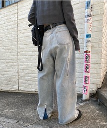 デニムパンツフー様 WHO'S WHO gallery（フーズフーギャラリー）の「ファスナー