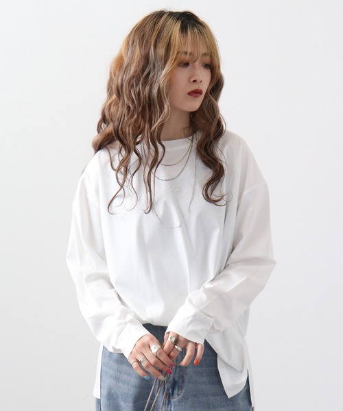 EGLANTINE(エグランティーヌ)の「Eglantine 刺繍ロゴカットソー(Tシャツ/カットソー・レディース・オフホワイト/エメラルド/ブラック・40)」の6枚目の写真