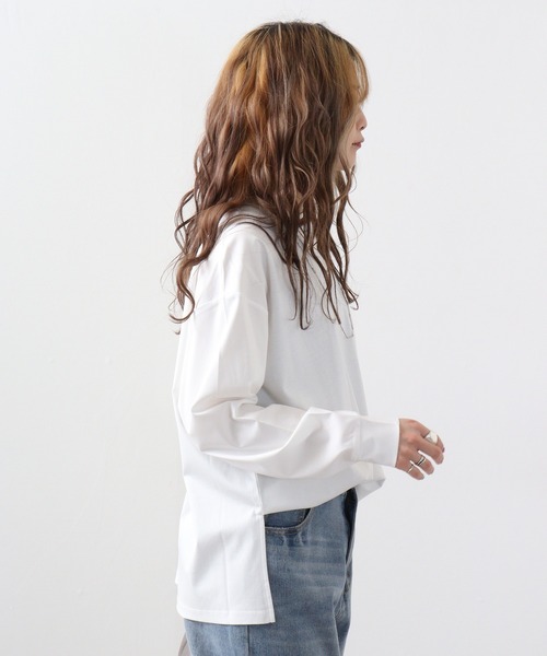 EGLANTINE(エグランティーヌ)の「Eglantine 刺繍ロゴカットソー(Tシャツ/カットソー・レディース・オフホワイト/エメラルド/ブラック・40)」の7枚目の写真