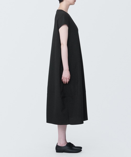 【良品】Christian Dior 膝丈ワンピース ブラック フレンチスリーブ セール】婦人 風を通す ストレッチサッカーフレンチスリーブ