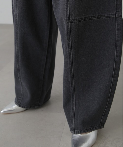 FREE'S MART（フリーズマート）の「◇【3サイズ展開XS-M】パネルエッグワイドデニムパンツ【低身長サイズ有】（デニムパンツ・レディース・ケミカルウォッシュ/ブラック系その他・MEDIUM/X-SMALL/SMALL）」の13枚目の写真