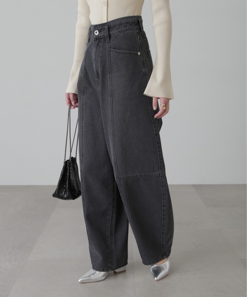FREE'S MART（フリーズマート）の「◇【3サイズ展開XS-M】パネルエッグワイドデニムパンツ【低身長サイズ有】（デニムパンツ・レディース・ケミカルウォッシュ/ブラック系その他・MEDIUM/X-SMALL/SMALL）」の4枚目の写真