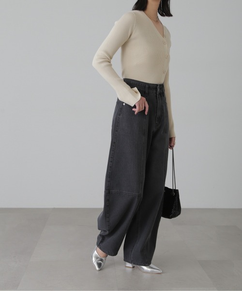 FREE'S MART（フリーズマート）の「◇【3サイズ展開XS-M】パネルエッグワイドデニムパンツ【低身長サイズ有】（デニムパンツ・レディース・ケミカルウォッシュ/ブラック系その他・MEDIUM/X-SMALL/SMALL）」の6枚目の写真