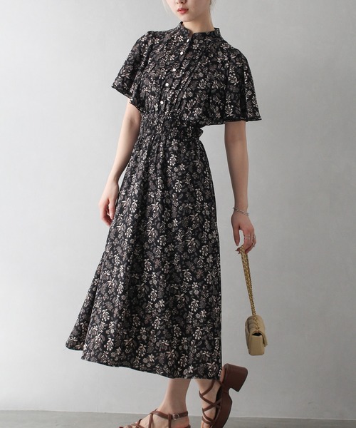 SpRay(スプレイ)の「花柄ピンタックショートスリーブワンピース(ワンピース・レディース・アイボリー/ブラック/ベージュ/ミント・FREE)」の3枚目の写真