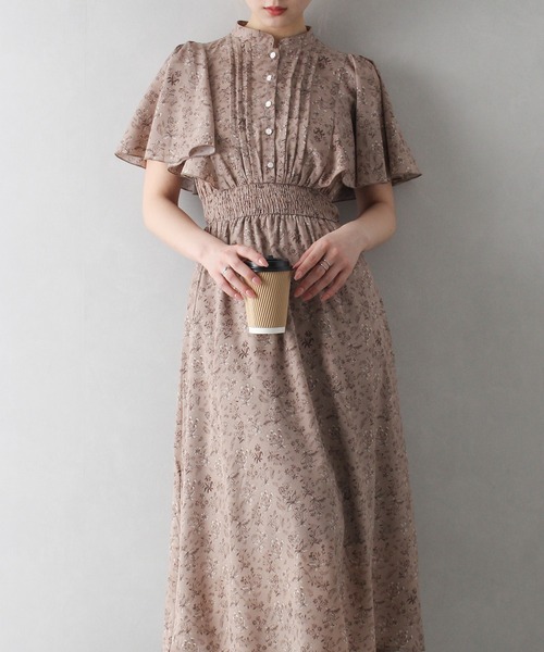 sparkling dog 新品　SMサイズ お花フリルワンピース sparkling dog 新品 SMサイズ お花フリルワンピース