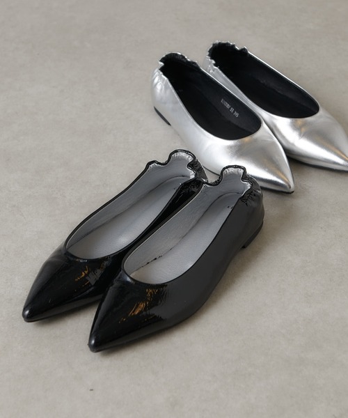 Lui's(ルイス)の「ポインテッドトゥフラットシューズ(パンプス・レディース・ブラック/シルバー・23.5/24.5)」の15枚目の写真
