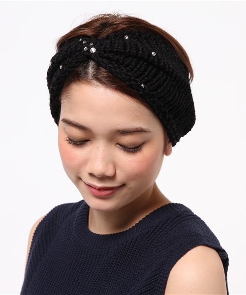 Khaju（カージュ）の「NOEMI B:ビジューヘアバンド（ヘアバンド・レディース・オフホワイト/グレー/ブラック・ONE SIZE）」の2枚目の写真