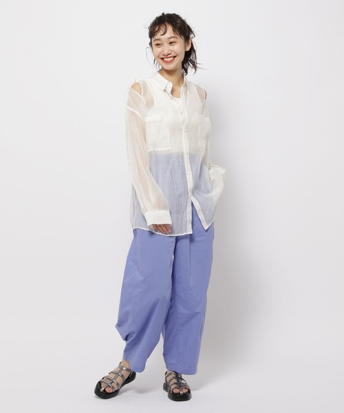 niko and...（ニコアンド）の「スリットシアーBIGシャツ（シャツ/ブラウス・レディース・チャコール/アイボリー/ピンク/イエロー・FREE）」の10枚目の写真