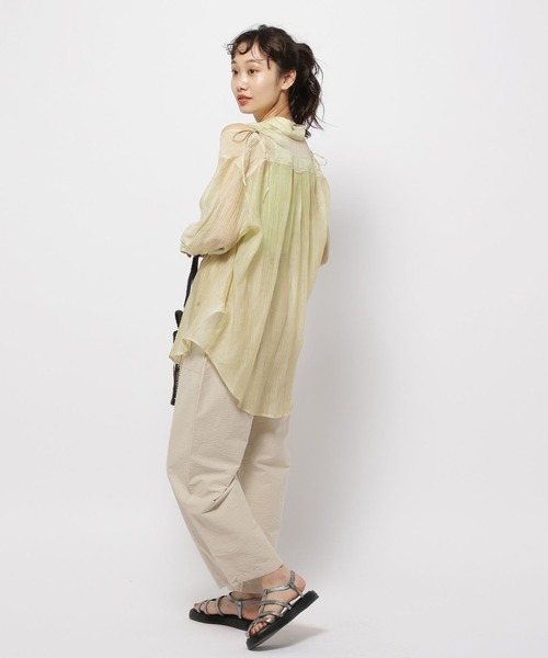 niko and...（ニコアンド）の「スリットシアーBIGシャツ（シャツ/ブラウス・レディース・チャコール/アイボリー/ピンク/イエロー・FREE）」の13枚目の写真