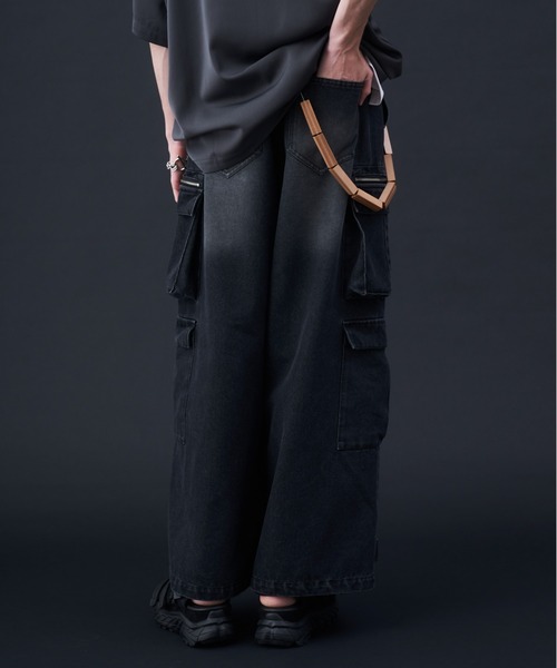 KUUUPY（クーピー）の「Double Pocket Cargo Denim Pants - ダブルポケットカーゴデニムパンツ（カーゴパンツ・メンズ・ブラック/ネイビー・LARGE/MEDIUM/SMALL）」の15枚目の写真