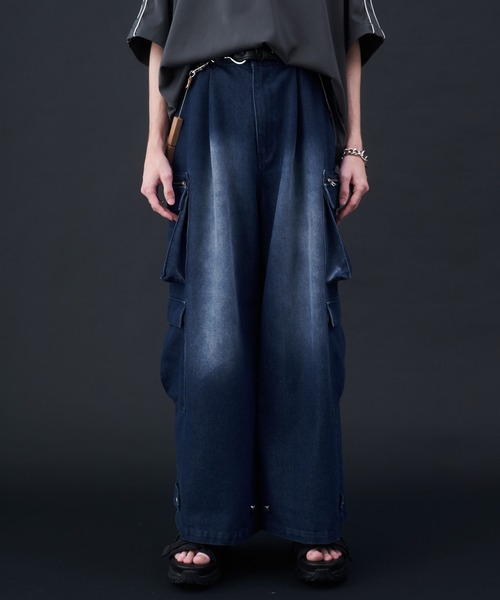 KUUUPY（クーピー）の「Double Pocket Cargo Denim Pants - ダブルポケットカーゴデニムパンツ（カーゴパンツ・メンズ・ブラック/ネイビー・LARGE/MEDIUM/SMALL）」の17枚目の写真