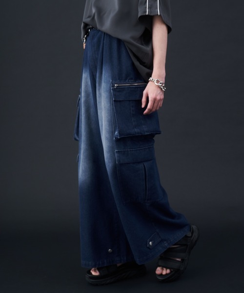 KUUUPY（クーピー）の「Double Pocket Cargo Denim Pants - ダブルポケットカーゴデニムパンツ（カーゴパンツ・メンズ・ブラック/ネイビー・LARGE/MEDIUM/SMALL）」の19枚目の写真