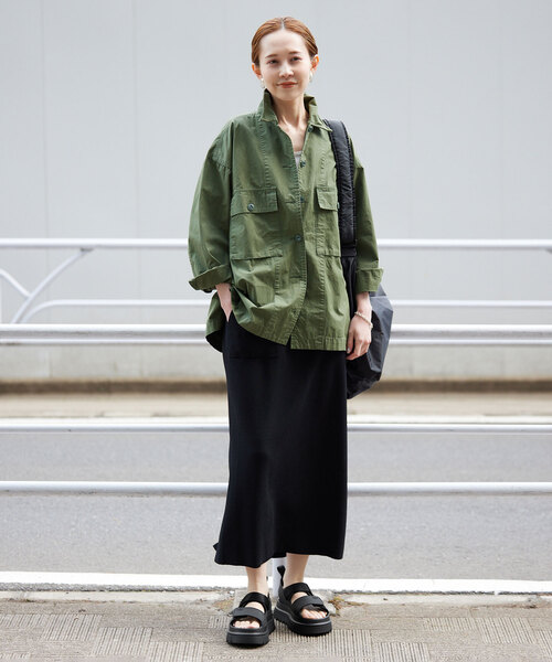 SLOBE IENA（スローブイエナ）の「《WEB限定/追加》 UGG/アグ GoldenGlow Sandal 1152685-BLK（サンダル・レディース・ブラック・23cm/24cm/25cm）」の22枚目の写真