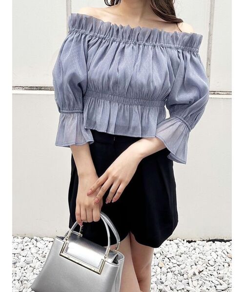 MERCURYDUO(マーキュリーデュオ)の「2WAYオフショルシャーリングブラウス(シャツ/ブラウス・レディース・アイボリー/ブラック/ブルー/ラベンダー・FREE)」の11枚目の写真