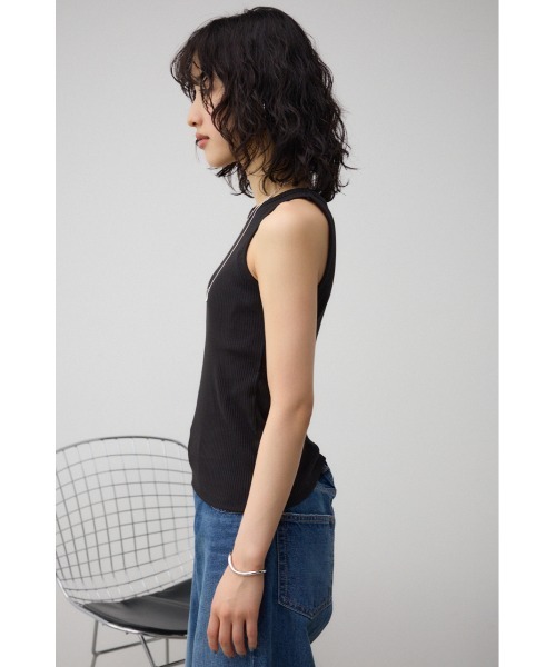 AZUL by moussy（アズールバイマウジー）の「ベーシックカップ付きアメリカンスリーブタンク（タンクトップ・レディース・グレー/ブラック/アイボリー・M/L/S/M）」の18枚目の写真