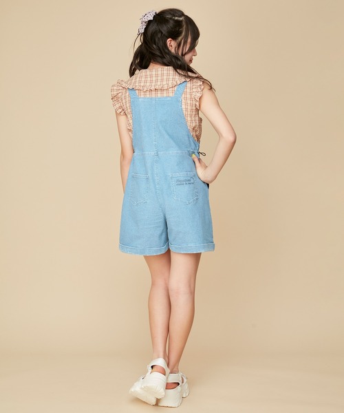 JENNI love（ジェニィラブ）の「【ウエスト調整可・ストレッチ素材】カラーショートサロペ（サロペット/オーバーオール・キッズ・サックスブルー/ラベンダー/ピンク・130cm/140cm/150cm/160cm）」の18枚目の写真