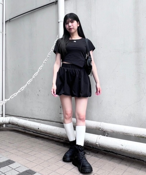 Figments(フィグメンツ)の「アシンメトリーヘムカットソー(Tシャツ/カットソー・レディース・ブラック/スミクロ・FREE)」の4枚目の写真